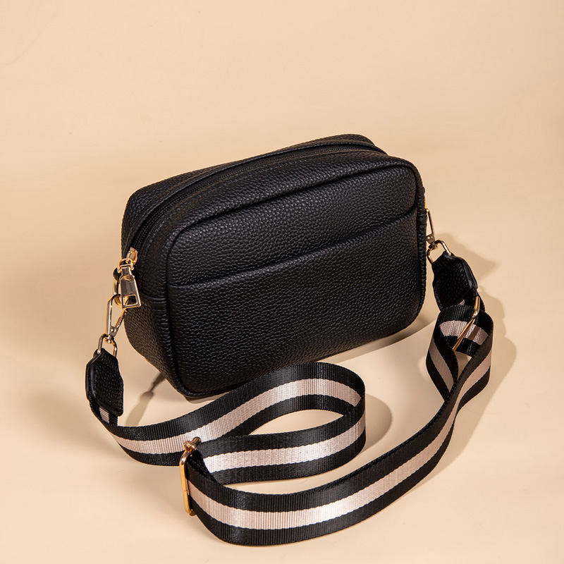 Korean Style Ladies Small Square Bag with Zipper Hasp Closure 2024 Hot Women Handbags