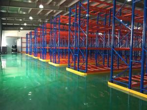 China Flexible Metal Warehouse Shelving , Commercial Warehouse Shelving Zinc Surface wholesale