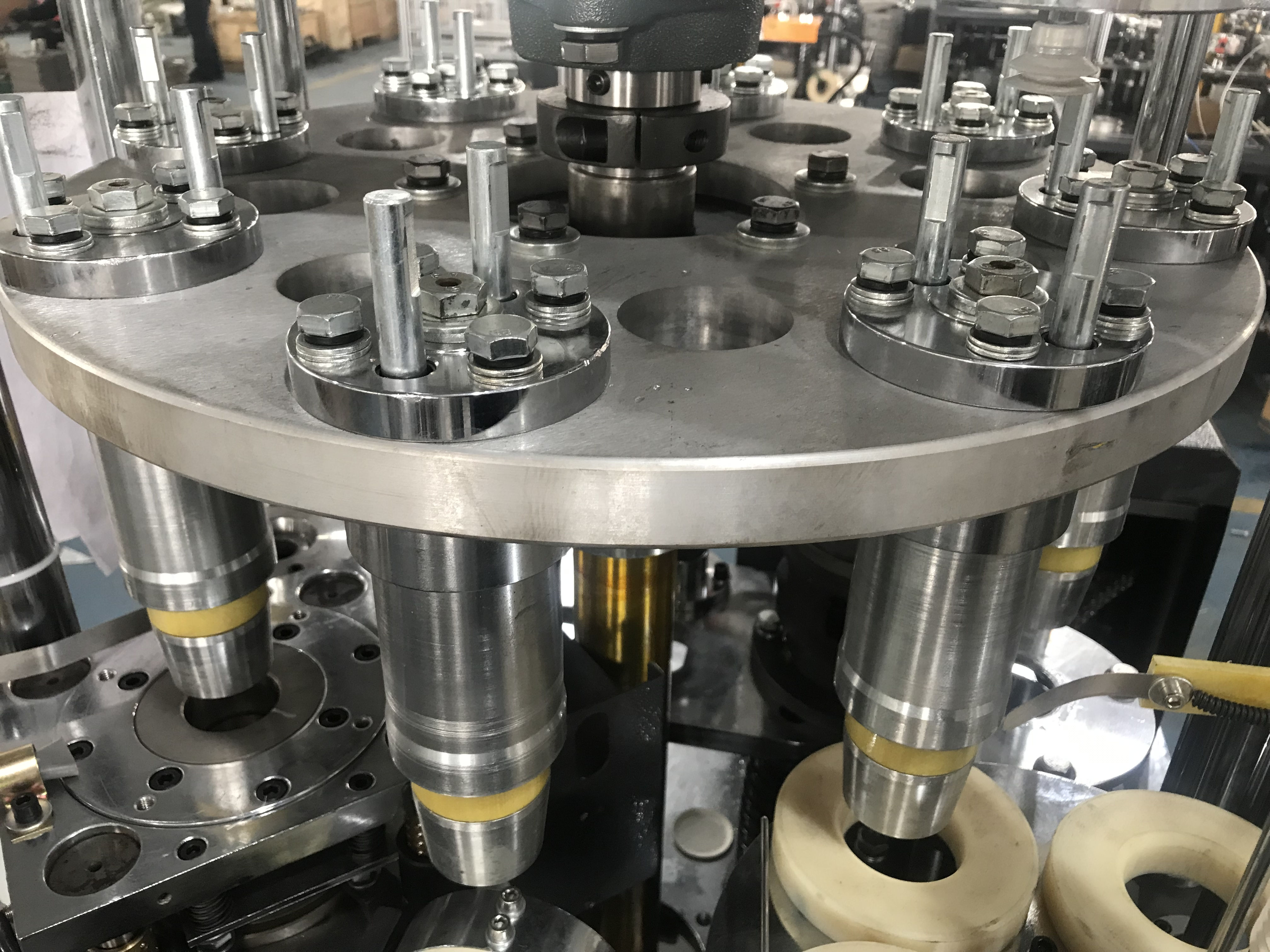 65-85 pcs/min Capacity Fully Automatic Disposable Paper Drinking Cup Forming Machine Gas Source 0.4-0.5m3/min for Market