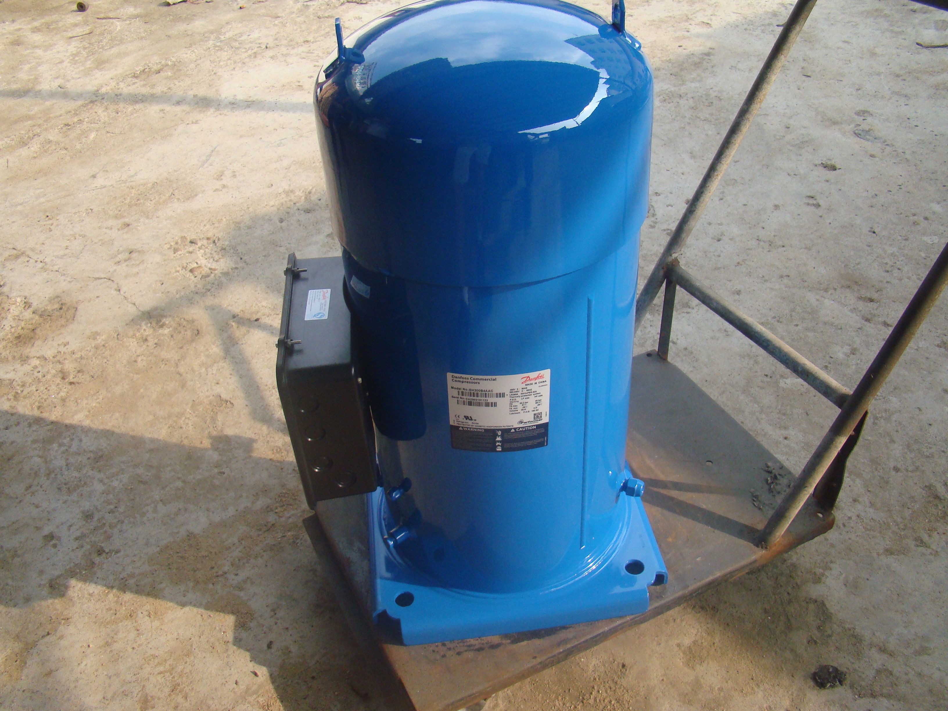 SM100S4VC Danfoss Scroll Compressor 8HP SM100-4VI R22 Scroll Compressor Blue Color
