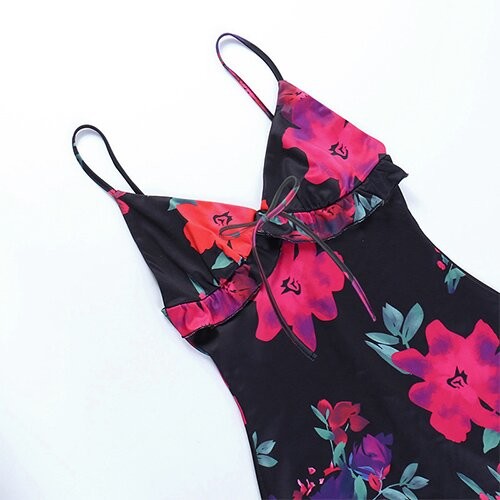 OEM maufactory European and American polyrster sleeveless short skirt sexy V -neck rose printed ruffled camisole dress