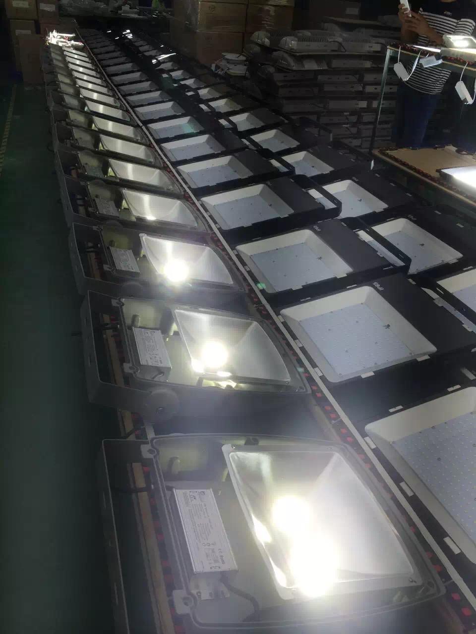 superior quality Lumileds 3030 80W led flood light led street light led spotlight 120LM/W withAC85-277V 5years warranty