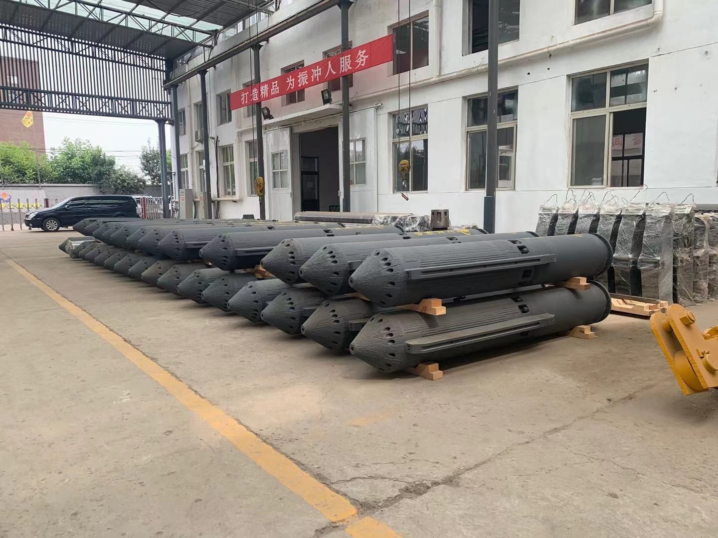 188kN 75kw Vibroflot Equipment To Vibration Compaction Foundation Treatment Project