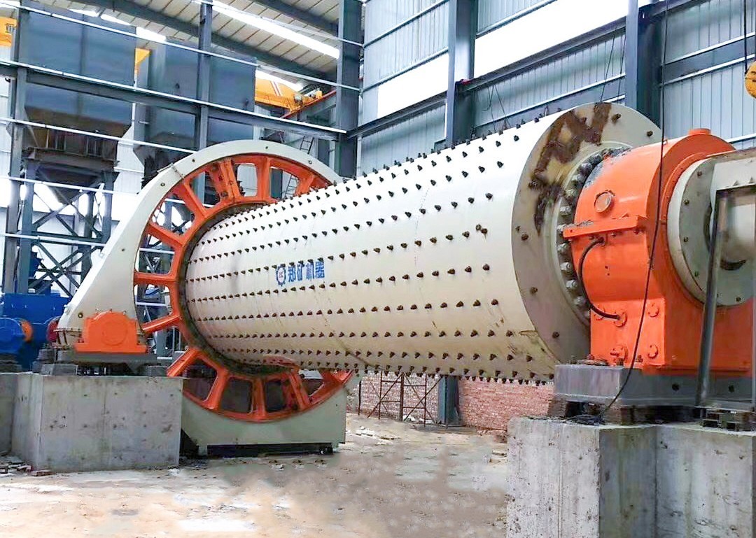 Less Abrasion Copper Ore 165t/H Dry Ball Mill