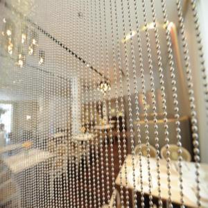 China Sparkled Gold Metal Ball Chain， metal bead curtain wholesale