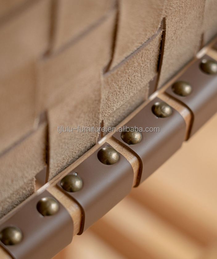 Modern Style High Solid Wood Bar Chair for Nordic Fashion Bistro Saddle Leather