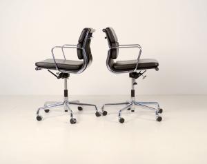 China 360 Degree Swivel Aluminum Group Management Chair With Gas Lifting / Knee Tilt Mechanism wholesale