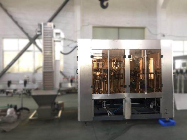 High Speed Carbonated Soft Drink Filling Machine / Glass Bottle Soda Filling