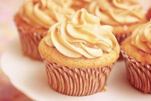 China 80g Packing Sweet Cream Cake With Certification HALAL MOQ 5CTN wholesale