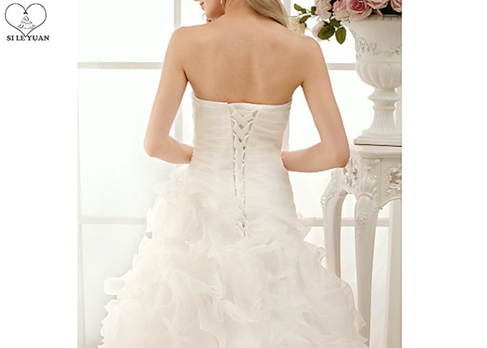 Organza Purfle A Line Bridal Gowns Off White Pleated Back Bandage Puffy Tail