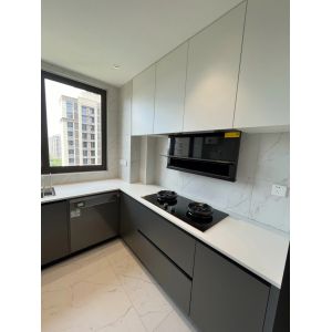 China Modern Melamine Finish Kitchen Cabinet with Plywood Door wholesale