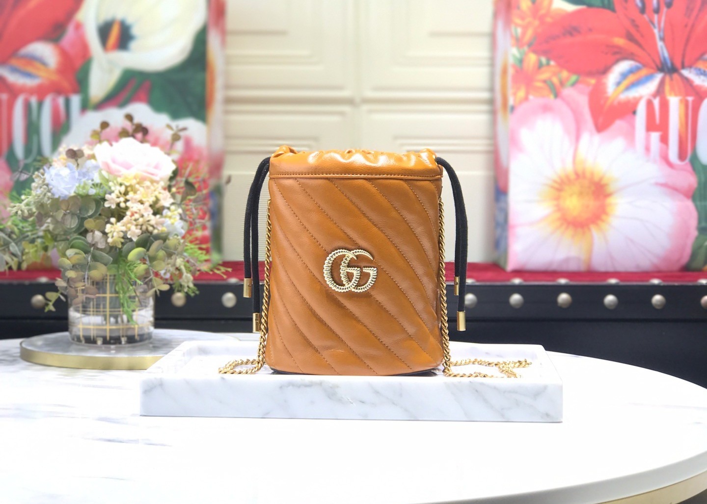 GG Marmont Mini Bucket Bag Authentic Cowhide Outside Two Splicing Colors