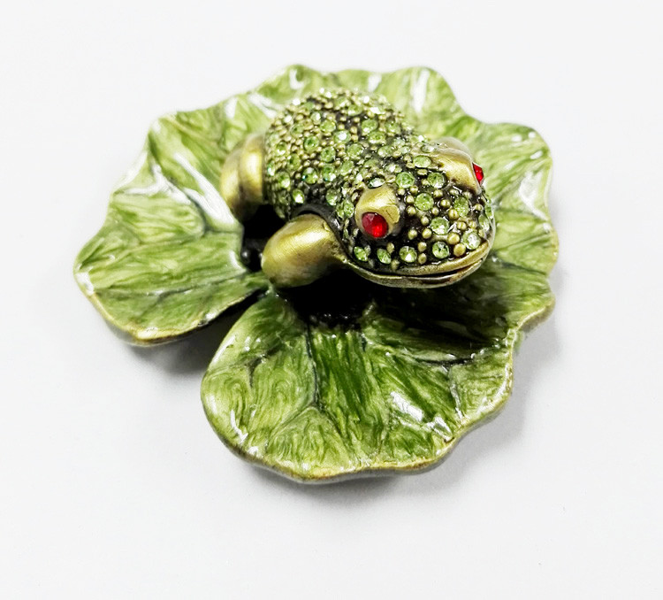 Bejewelled frog Home decoration box Alloy Hand painted crystal Frog metal trinket box
