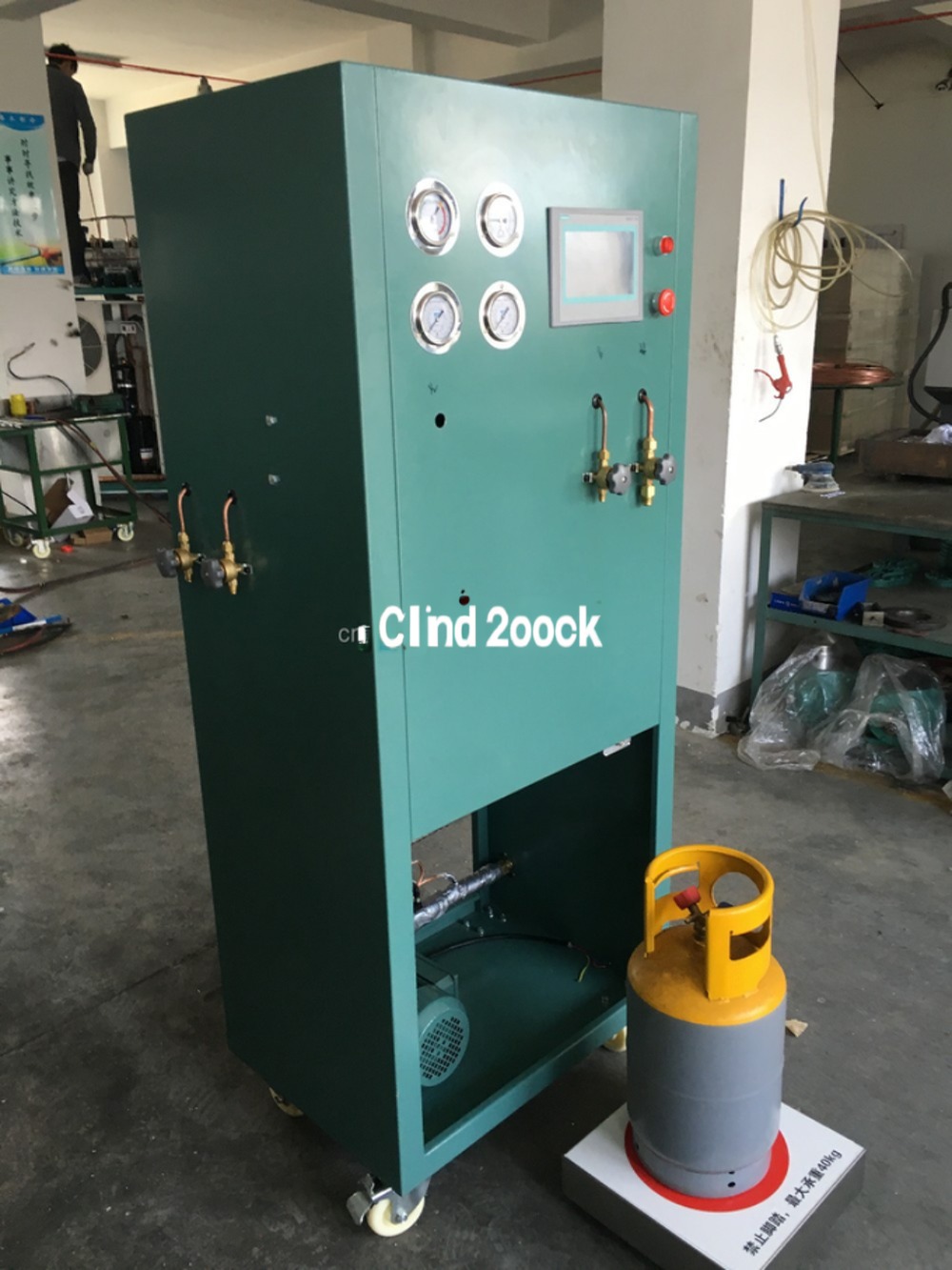 A/C Freon Refrigerant Split Charging Filling Machine R134a R404a Gas Recovery Recharge Machine