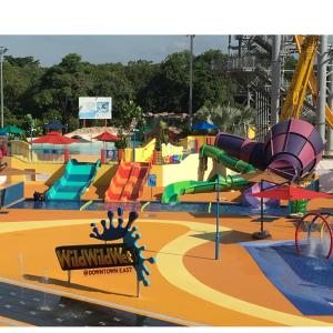 China Mutilanes Kids Water Slide For Up To 4 Children Outdoor Splash Pool Entertainment wholesale