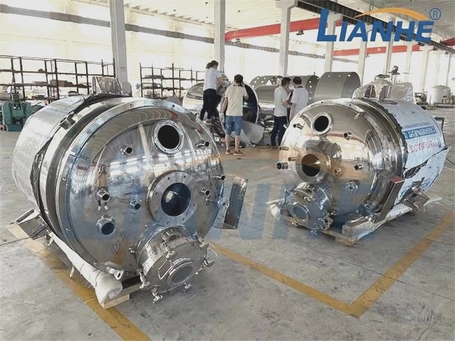 Big Capacity 6000L Facial Vacuum Emulsifier Mixer Skincare Reactor Tank With Heating