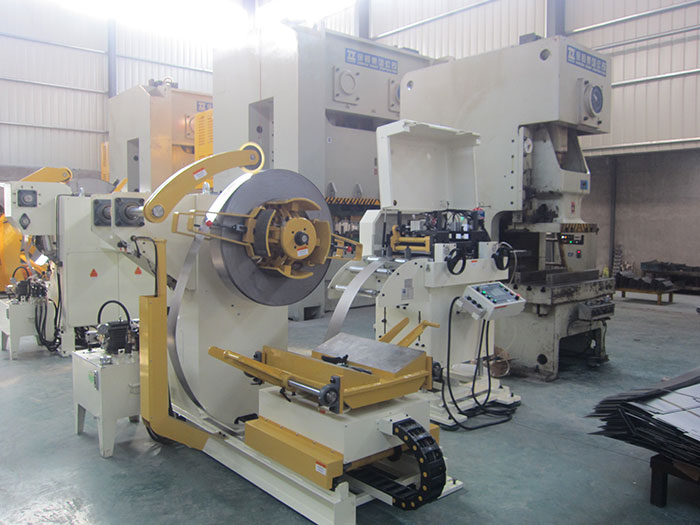 automatic feeder