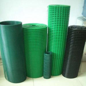 China PVC coated welded wire mesh used for outdoor safety barriers in gardens wholesale