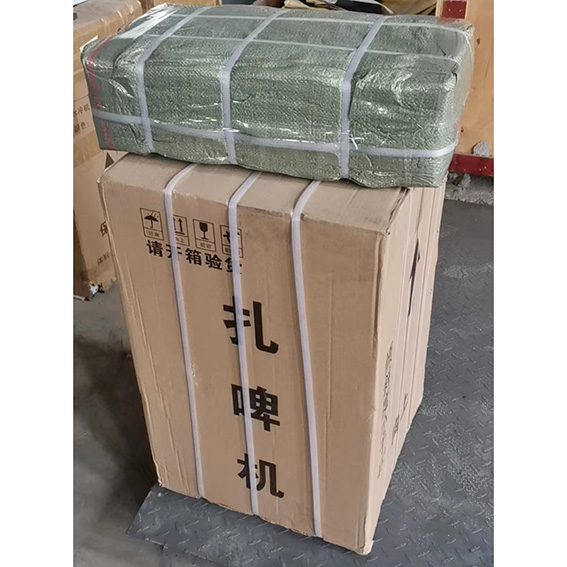43KG/94.8lb Bar Accessories Type Beer Cooler and Dispenser with Sub Beer Dispenser