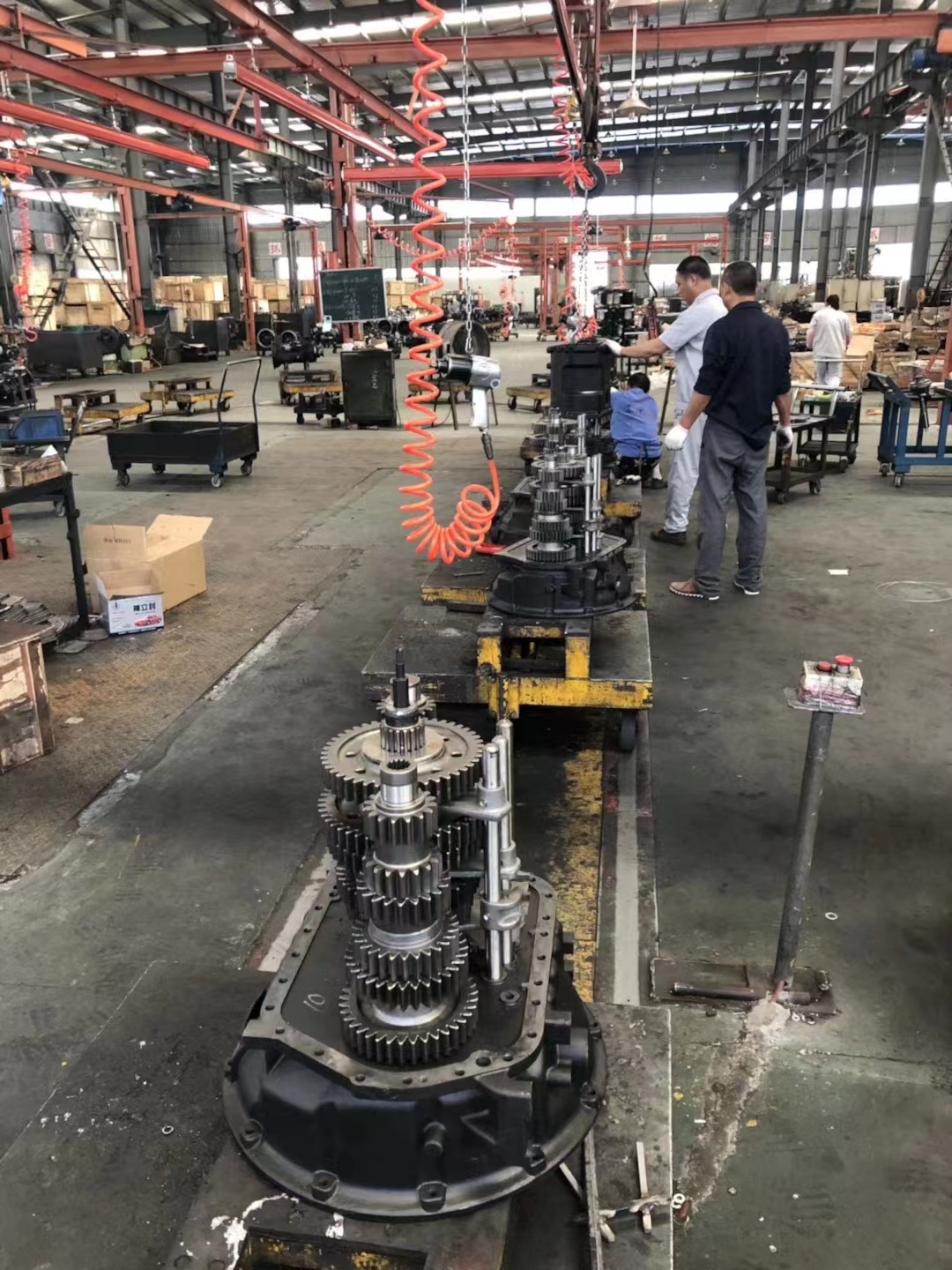 Shacman Truck Parts for Heavy Duty Vehicles Faster Transmission at JS180-1601023