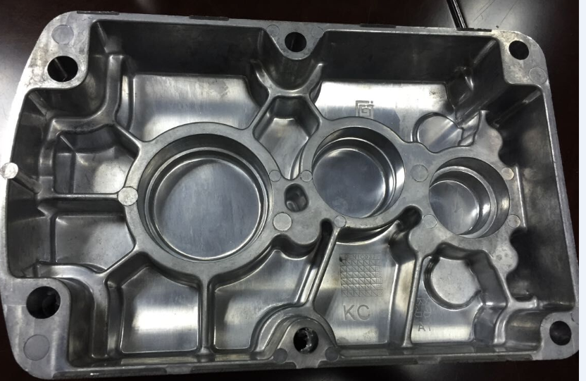 4130 Steel Cold Runner Die Casting Mould Hydraulic Cylinders ISO Approve