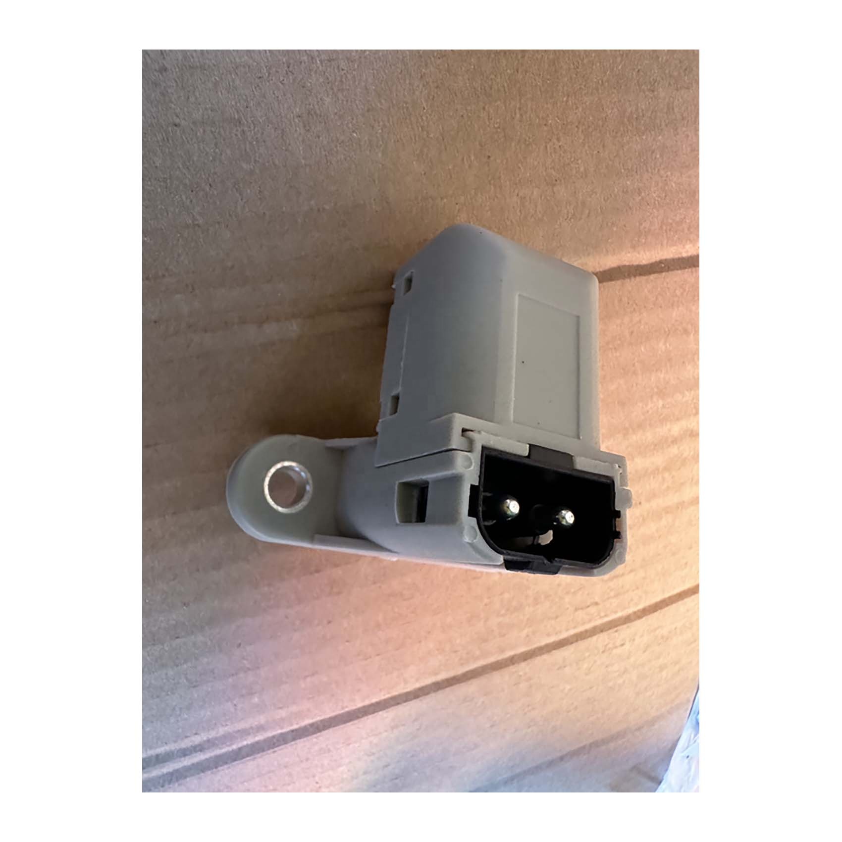 Electric Parts 9cm*8cm*8cm CAP LOCK CONTACT FOR 20382529 For Vol Truck Auto Switch