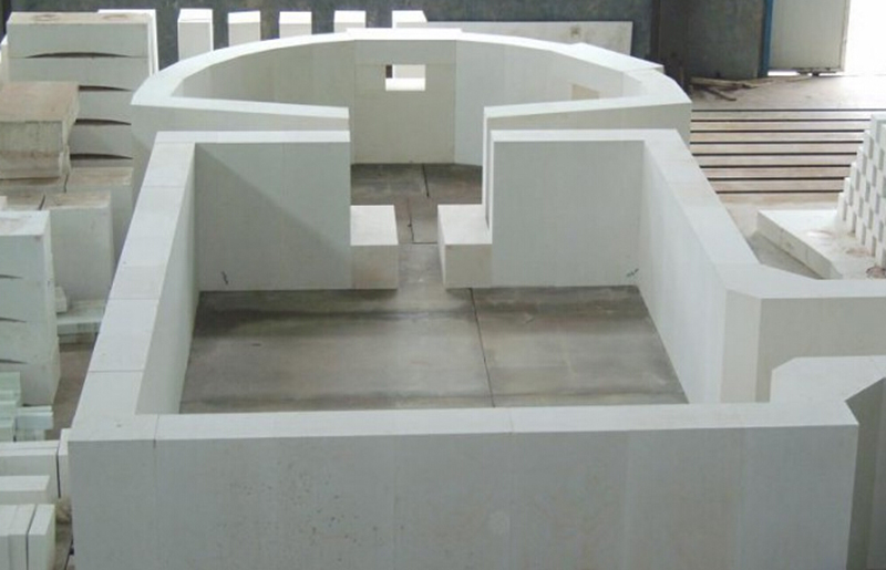 Temperature Industrial Furnace Solution Refractory Bricks Fireplaces With ≤1.00% Apparent Porosity And ≤0.3% CaO Content