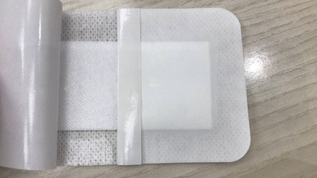 Automatic Wound Dressing Machine 2.8X0.8X1.8m 3.5KW Multifunctional
