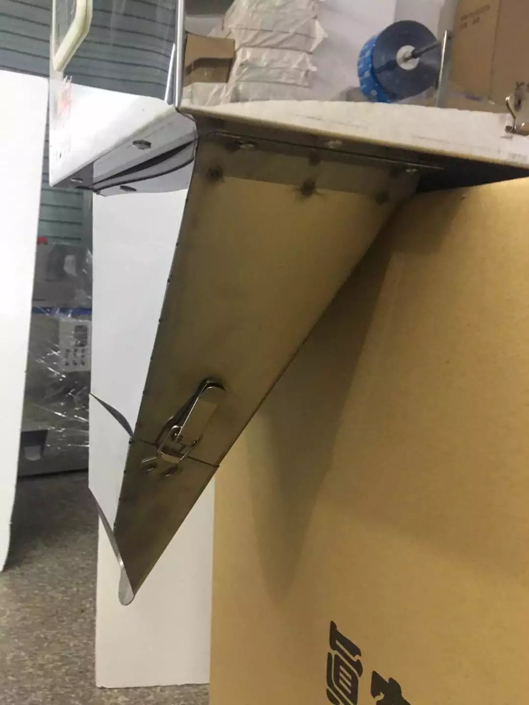Factory Price Multi-Function Bag Packaging Machines Automatic Pouch Food Filling Sealing Packing Machine