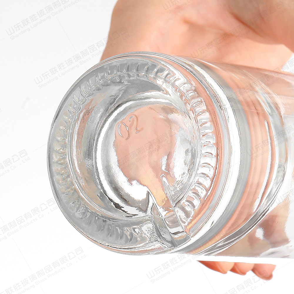 Whisky Bottle 750ml Industrial Beverage Custom Empty Glass Bottle for Cognac Napoleon