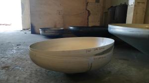 China Corrosion Resistant Elliptical Head For Welding Temperature Rating -20℃ - 500℃ wholesale