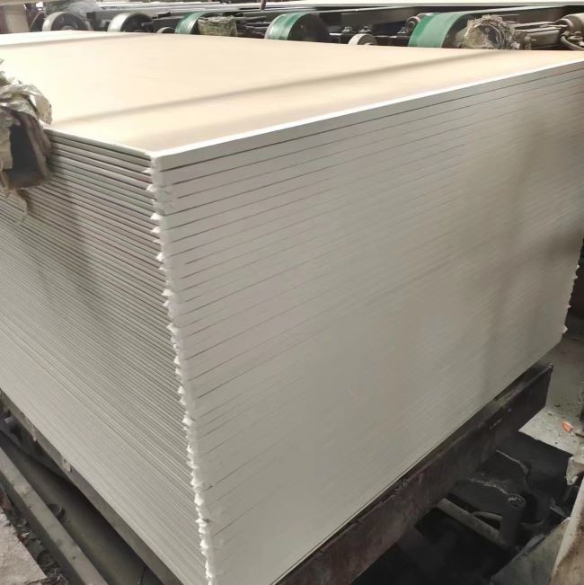 Moisture Resistance GYPSUM BOARDS with Tapered Edge Square Or Tapered