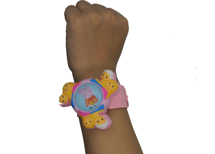 led Children's fruit spinning pineapple clap silicone watch bracelet gift custom logo cartoon clap quartz literal