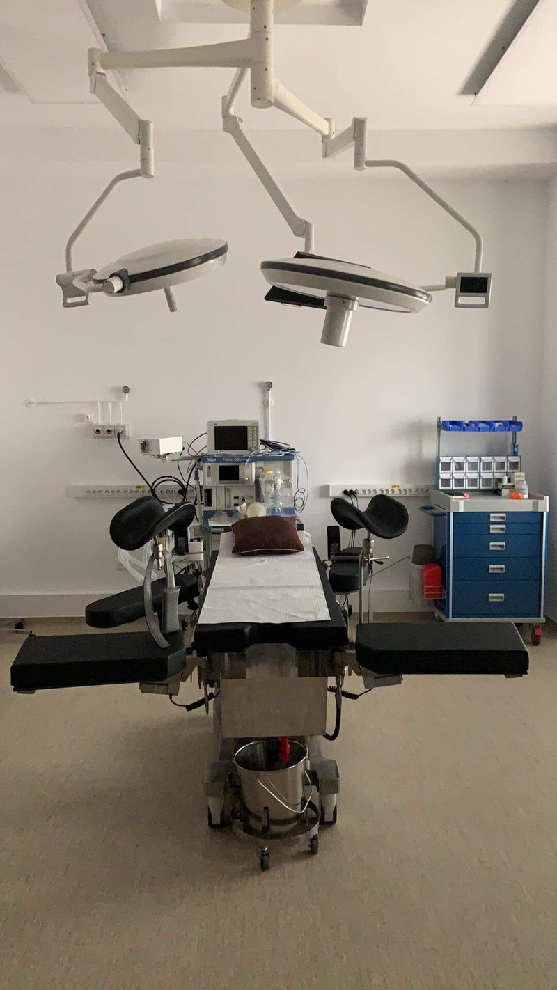 Celling Medical Operation Room Theatre Led Ot Shadowless Light Surgical Lamp Good Price Factory