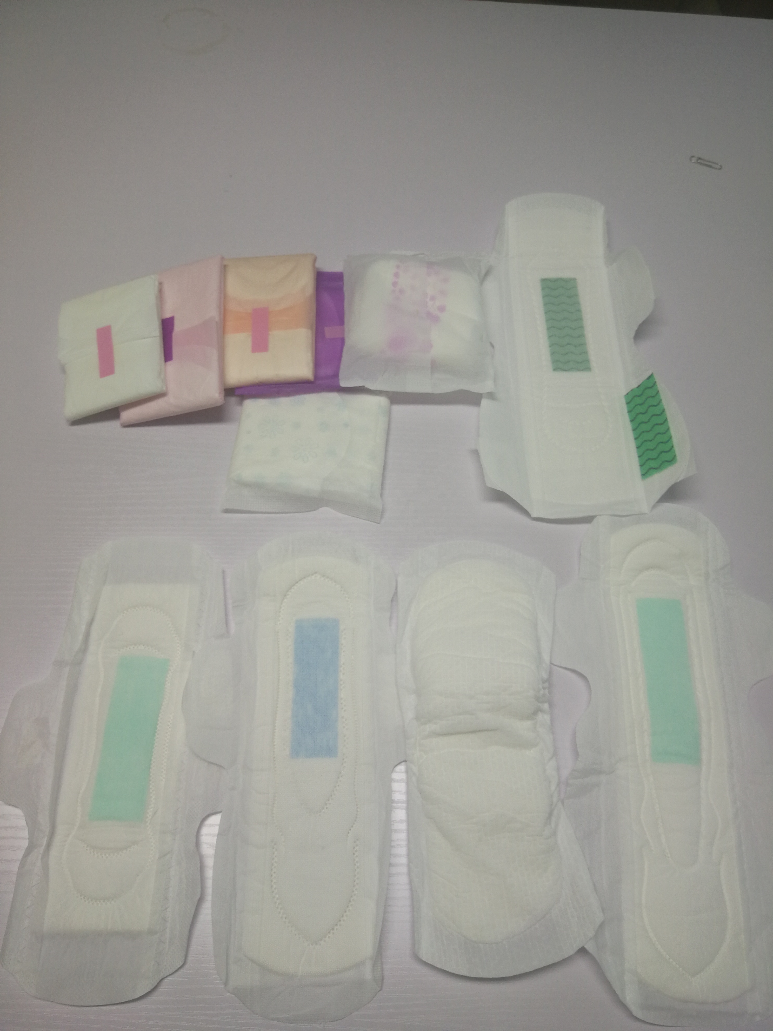 240mm Ultra Thin Sanitary Napkins with Negative Ion Technology Samples Freight Collect
