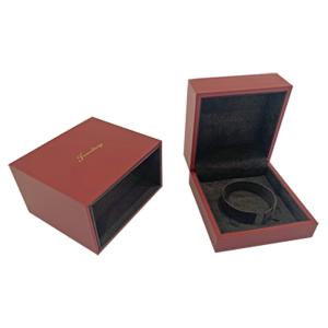 China Square Wood Bracelet Custom Jewelry Boxes Gloss Lamination wholesale