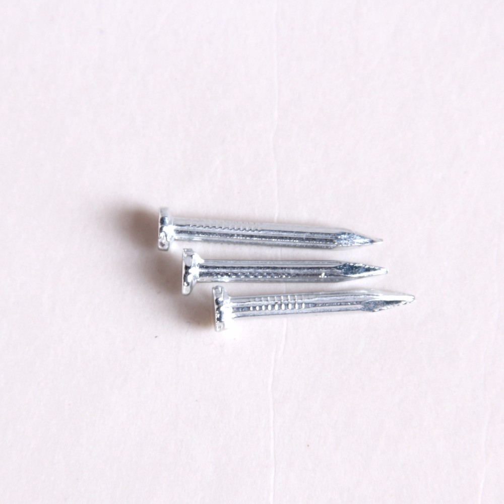 Carbon Steel Flat Head Concrete Nails Bulk Packing / Box Packing