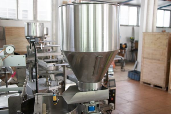 120g 250g 500g 600g sugar salt chili powder cashew nut packing machine with labeling packing machine nuts