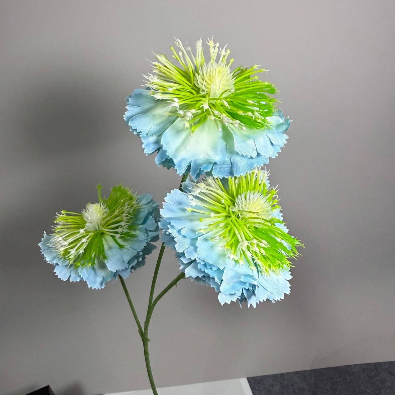Wedding simulation flowers, windmills, scallions, chrysanthemums, fake flowers, wedding, hotel banquet, welcome, flower arrangement, decoration, silk