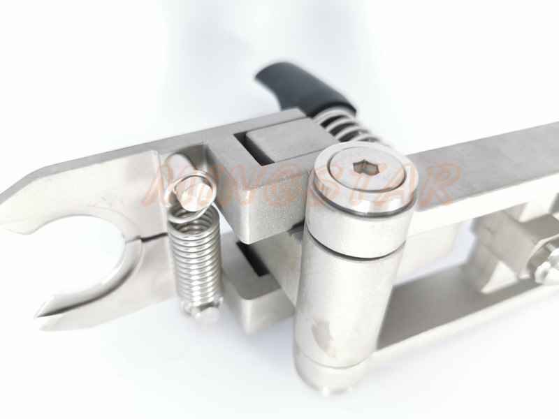Stainless Filling Machine Spare Parts Rinsing Gripper For Beverage Filling Equipment