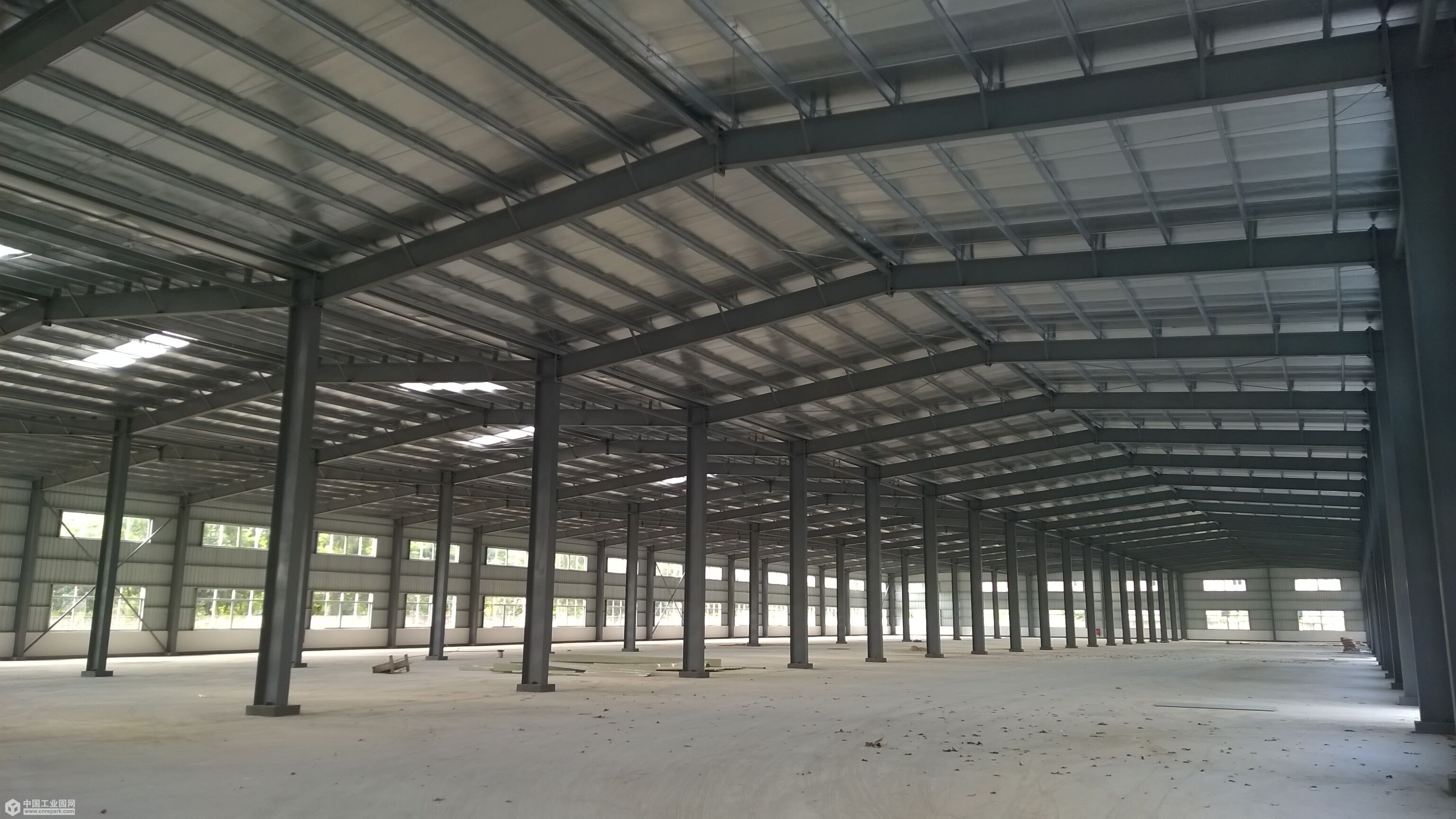 Earthquake Resistant Q355 Industrial Steel Building Metal Warehouse Building Construction