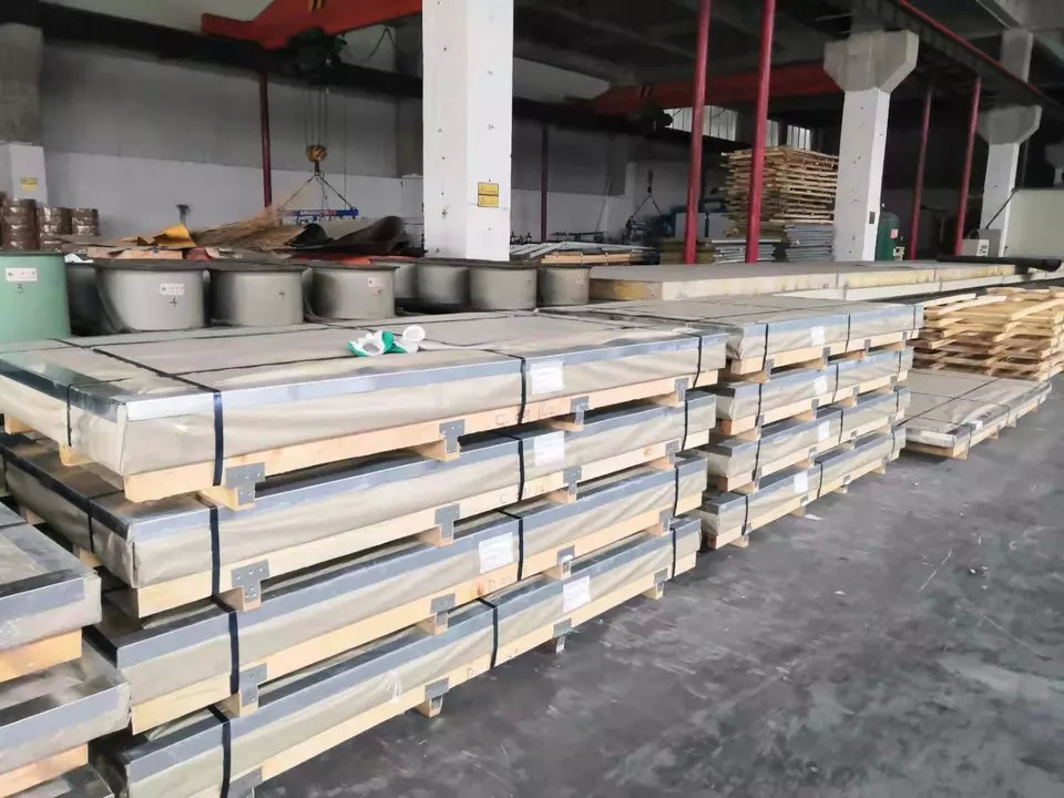 ASTM JIS Stainless Steel Sheet Plate Coil Roll SUS 201 202 200 Series For Buliding