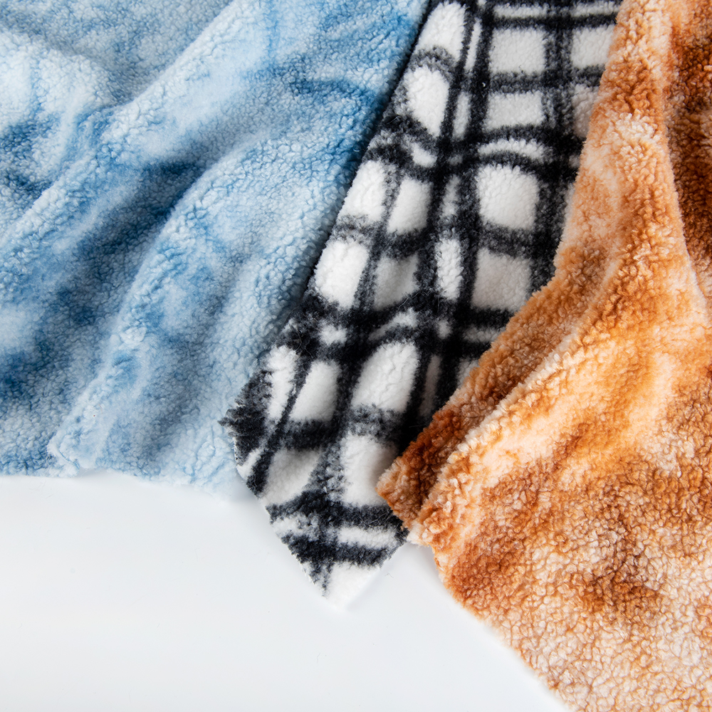 Medium Weight 100% Polyester Faux Fur Fabric for Garments Processing-Lining Sample Free