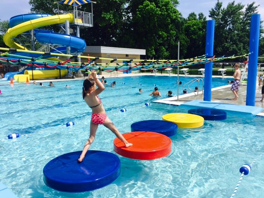Playground Aqua Water Toys Fiberglass Dolphin Sprinkler For Splash Pad