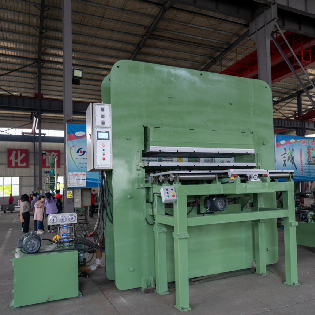 Rubber Press Tire Manufacturing Plant Machine with 75KW Power and 20000 KG Weight