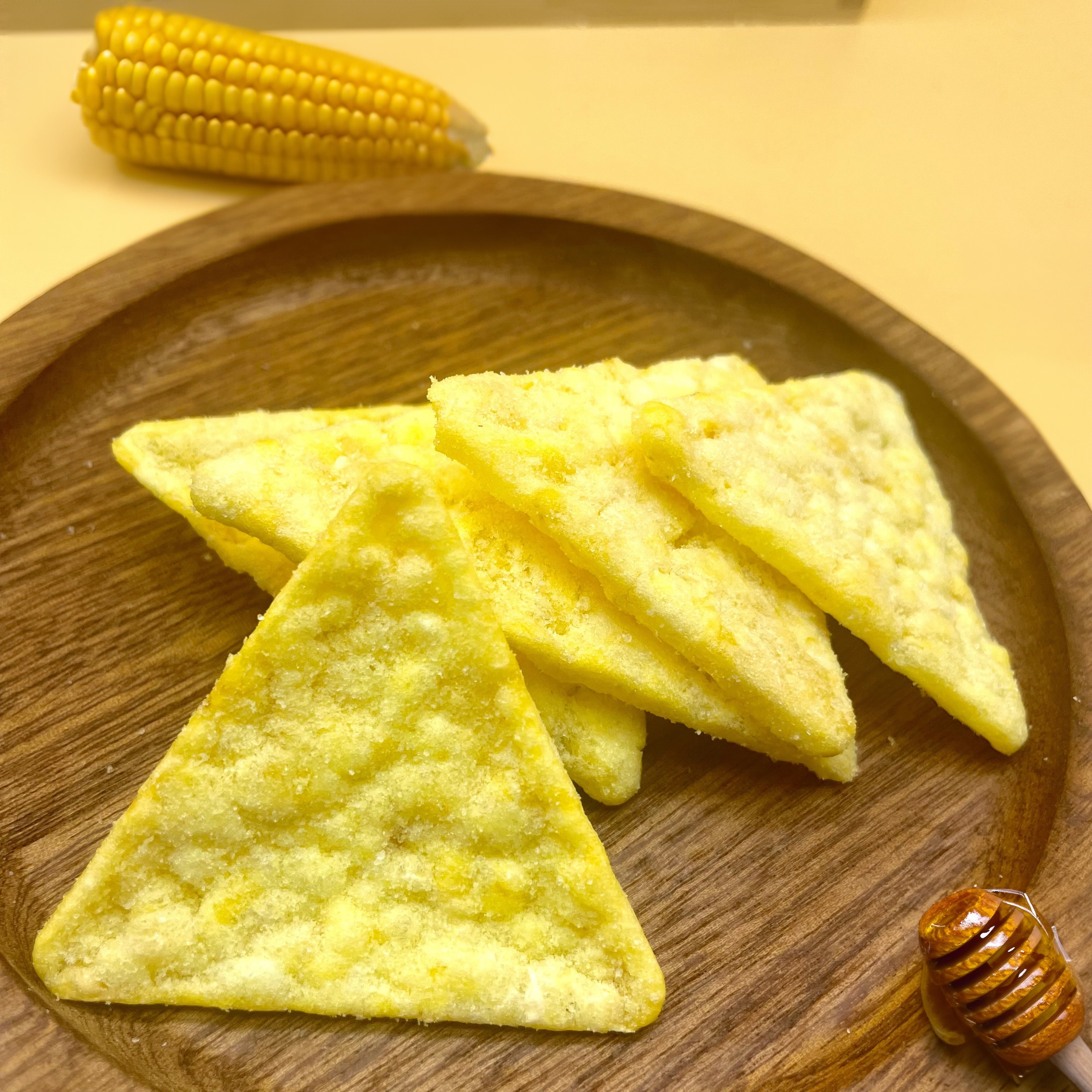 Crispy Golden Triangle Corn Cracker Chips 0 Added Sucrose