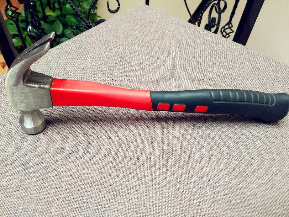 Durable and reasonable price Claw Hammer(XL-0038) with polishing surface and colored handle