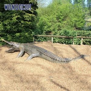 China Large outdoor decorative cast bronze metal crocodile sculpture wholesale