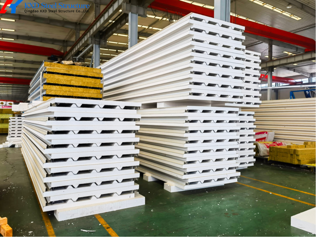 Broiler Farm Plastic Slatted Dung Leaking Board Poultry Slat Floor For Chicken Chick Duck Goose