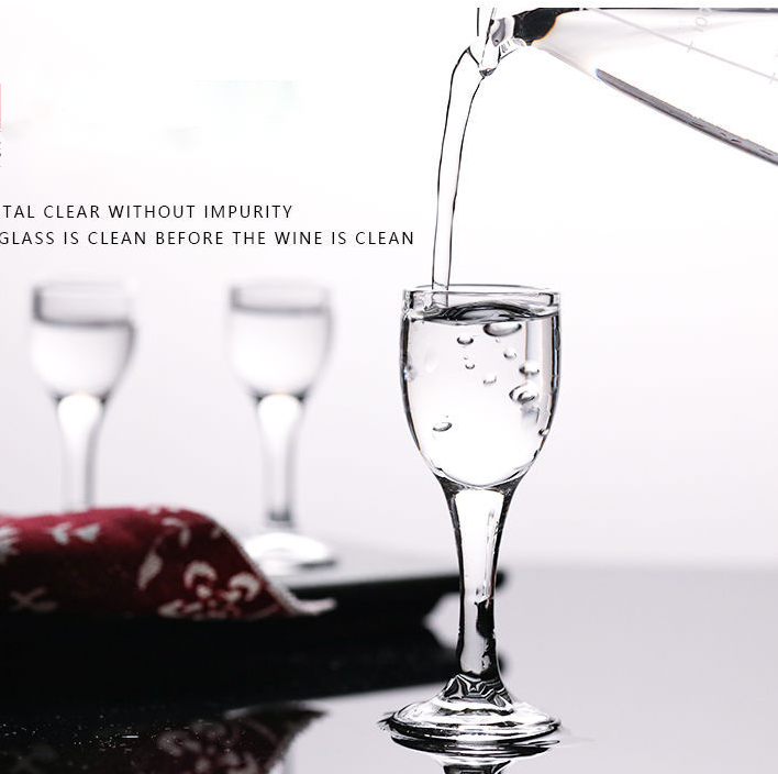 China Wholesale Transparent Small Juice Glass